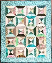 Hourglass Baby Quilt and Tutorial