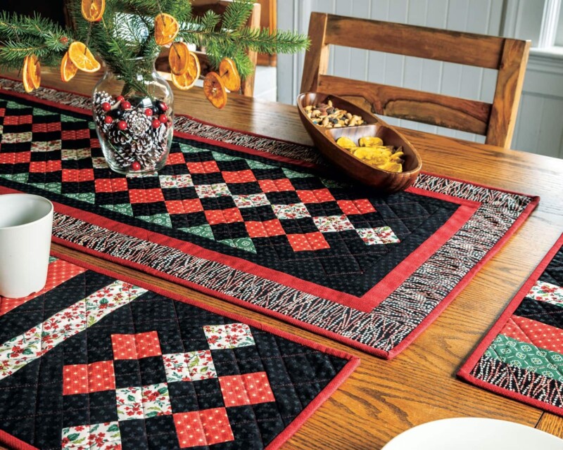 Black Pearl Tablerunner and Placemat Set on Table